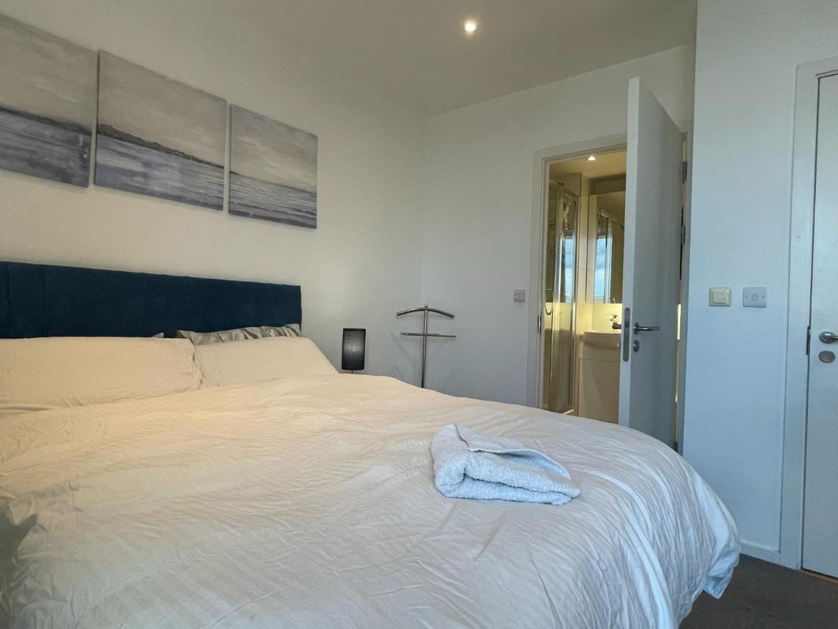 Luxury En-Suite Room Olympic Village In Shared Apartment Londres Exterior foto