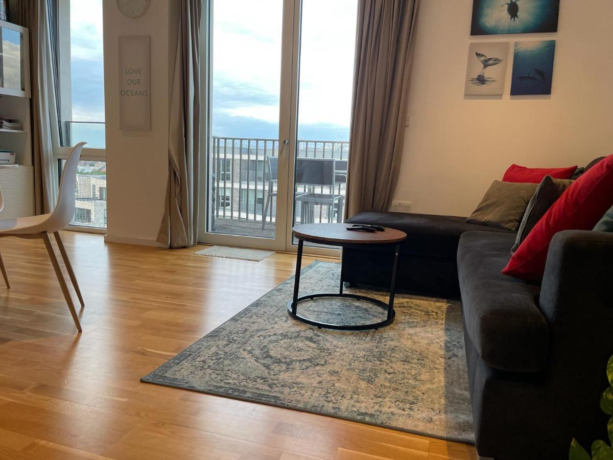 Luxury En-Suite Room Olympic Village In Shared Apartment Londres Exterior foto